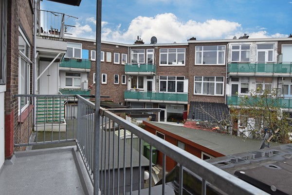 Medium property photo - Van Musschenbroekstraat 81, 2522 AJ Den Haag